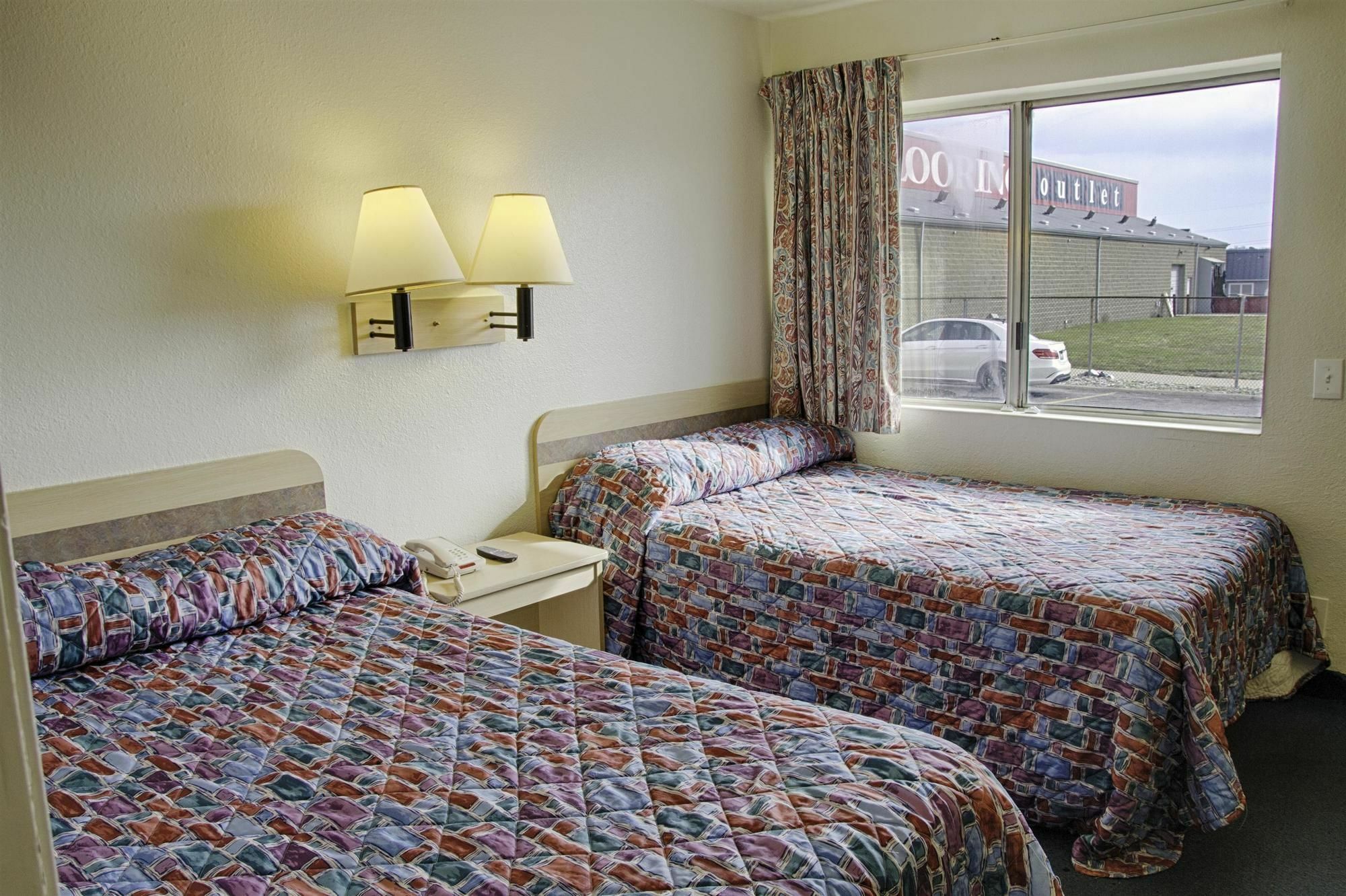 Super 8 By Wyndham Florence Extérieur photo
